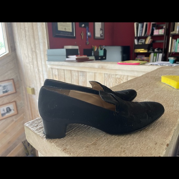 CHANEL vintage black dress loafers with classic styling need repair - Picture 3 of 10